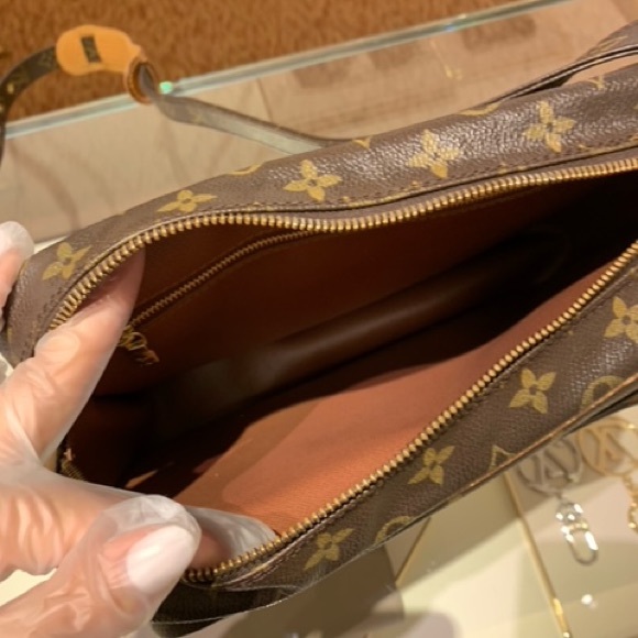 LV Nile crossbody - Picture 2 of 5
